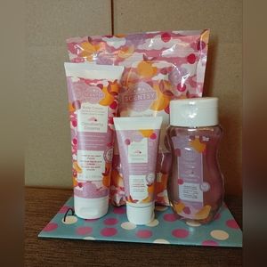 Scentsy Cloudberry Dreams Body Bundle.